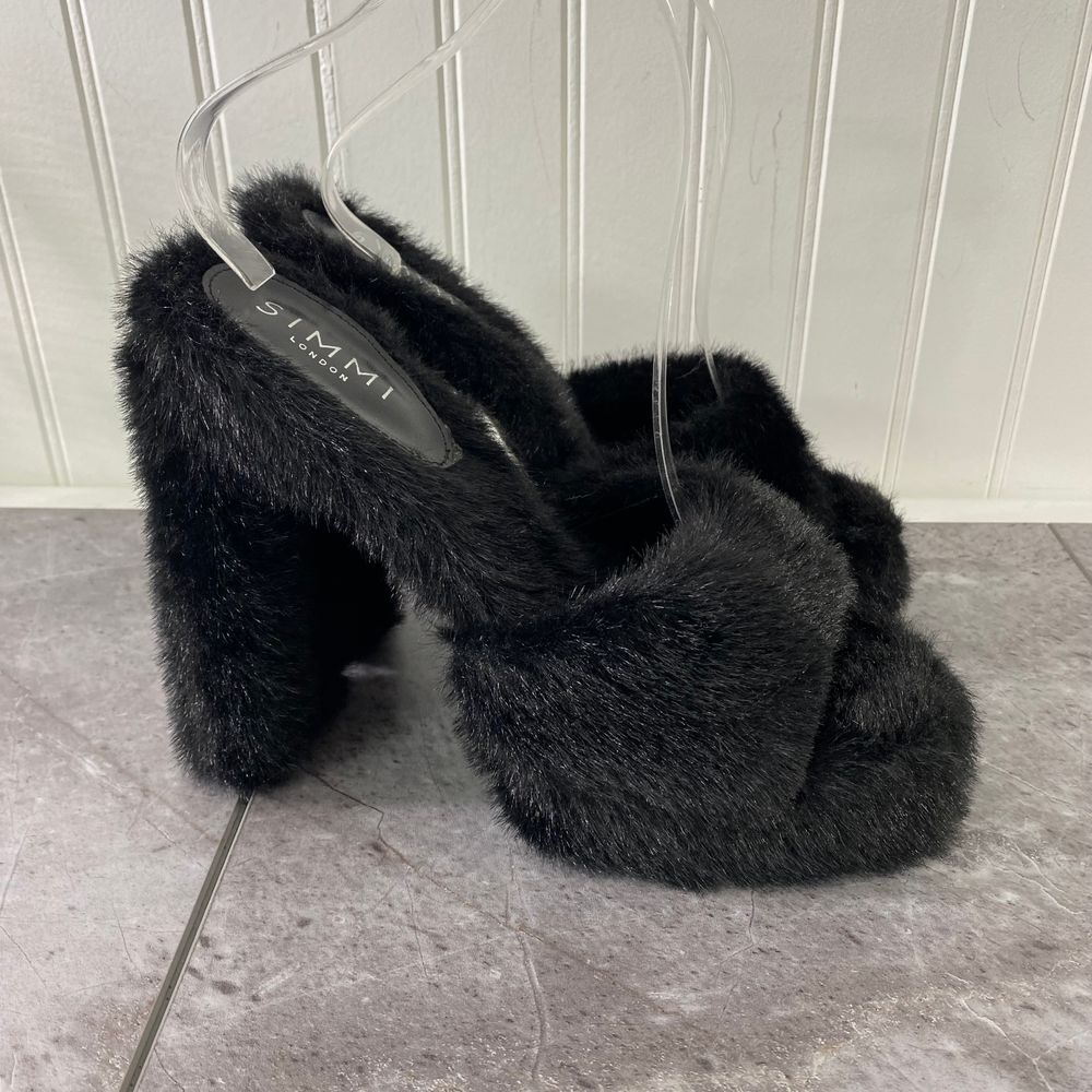SIMMI Womens 7 London Black Faux Fur Platform Heeled Sandals Fuzzy Chunky Party
